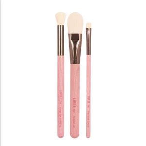 Brand new Luxie Gaea 3pcs brush set